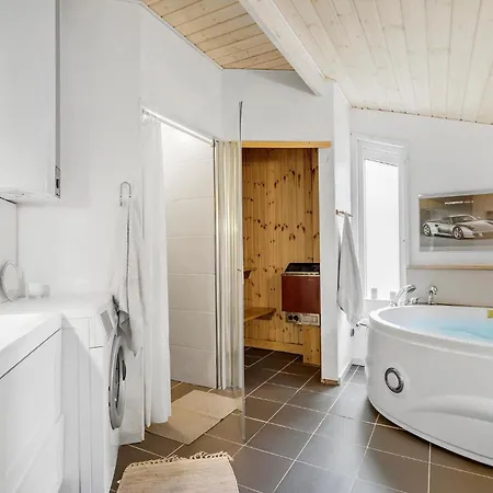 3 Bedroom In *