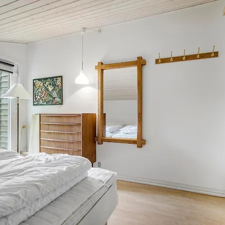 Дом отдыха 3 Bedroom In *