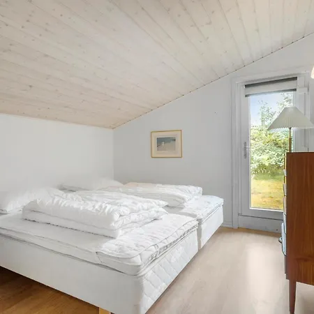 Дом отдыха 3 Bedroom In *